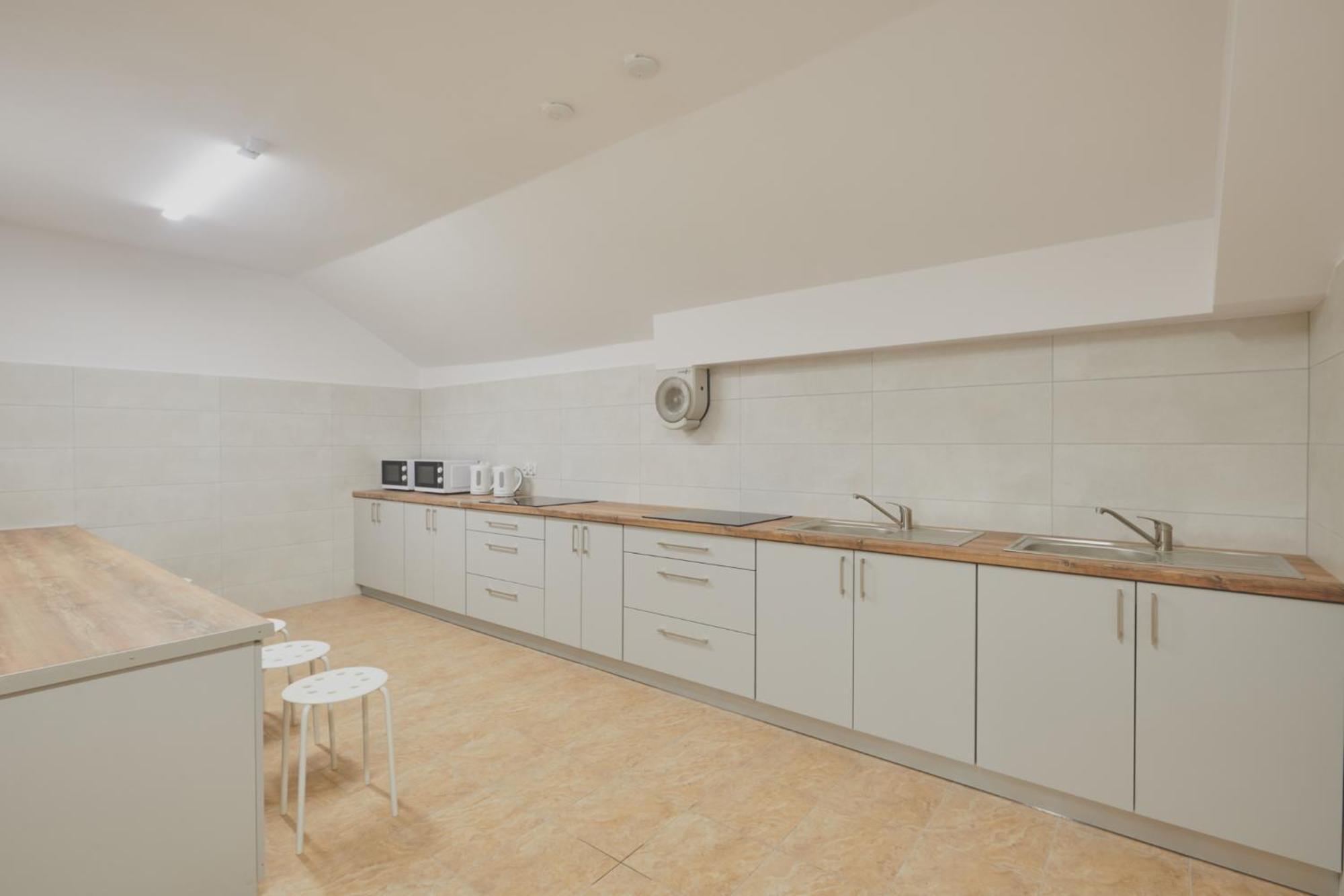 Hostel L44 Nowy Targ Eksteriør bilde